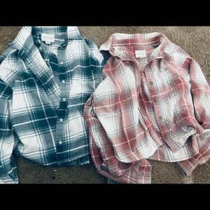 (2) American Eagle crop top flannel shirts